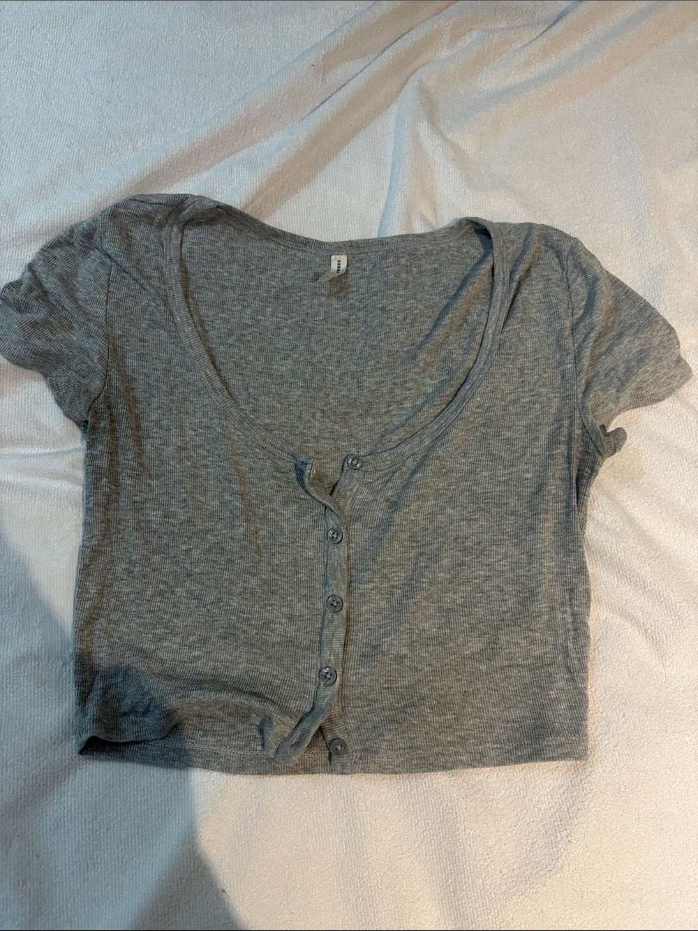 Sunday Best Heather Gray Cropped Button-Front Tee